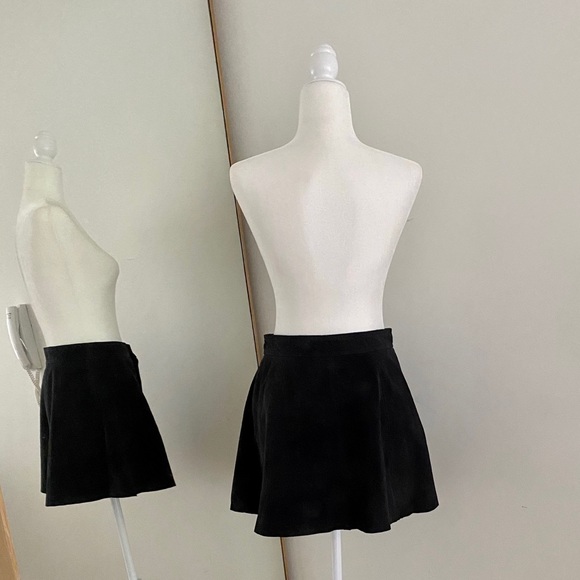 Bagatelle Suede Button Front Skirt - Picture 3 of 9